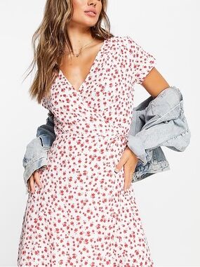 & Other Stories White Midi Full Wrap Short Sleeve Dress with Red Floral Print 10